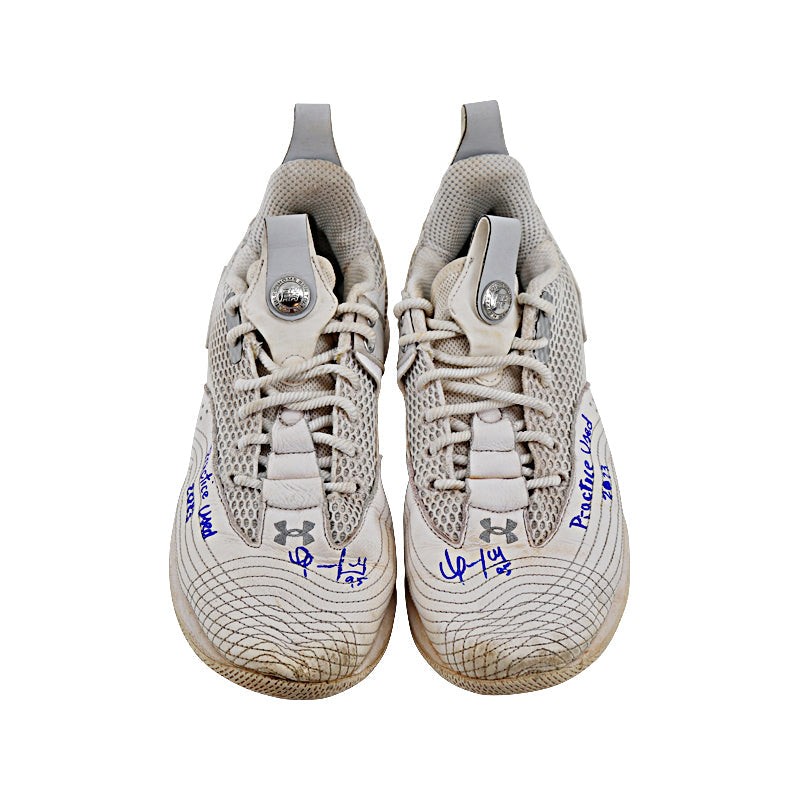 7 Botines Harper Blanco/Plateado Autografiados Oswaldo Cabrera "Práctica Usados 2023"