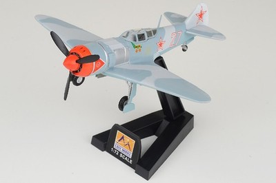 36331 Easy Model La-7 1/72 Model White 27 Soviet Air Force 176th GFAR
