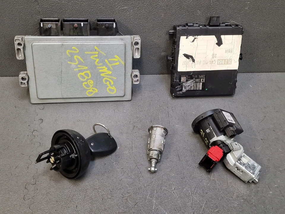 Kit démarrage / calculateur / neiman / clé - Renault Twingo II 1.2i 75ch D4F772 - Immagine 2 di 4