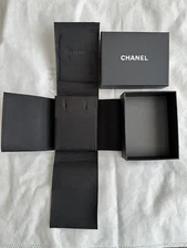 chanel earrings empty box. No including earrings.see Pics