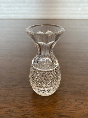 STUNNING VTG WATERFORD Crystal ALANA Pattern Small Bud Vase, SIGNED 4"H