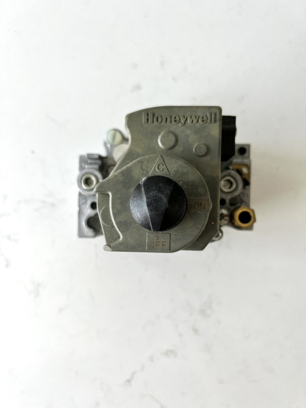 Honeywell VR8304M4507 Universal Electronic Ignition Gas Valve