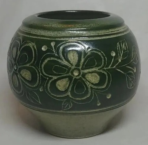 James E Sanders Hand Thrown Pottery Green Flowery Bowl Vase SIGNED 1999 (B3-i14)