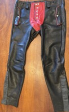 Super coole Lederhose Rot/schwarz Maßanferti...