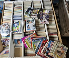 NEW YORK YANKEES  100 COUNT-ASSORTED  CARD LOT