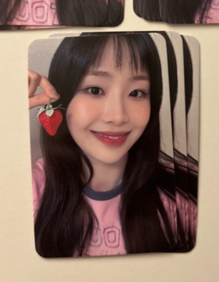 CHUU Official Authentic Photocard Loona [STRAWBERRY RUSH