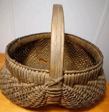 Vintage Butt Shaped Wicker Basket with Handle Gold Painted