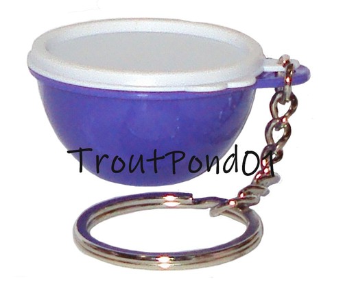 Tupperware Keychains Set 2 Thatsa Bowls Raindrop Blue and Lupine Purple New - Picture 2 of 4