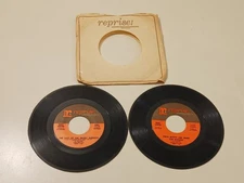 Lot 2x Nancy Sinatra These Boots Are Made For Walking & Darlin Secret Agents 45
