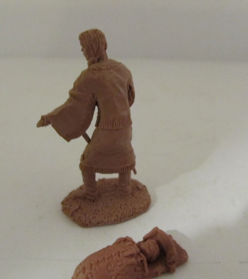 Barzso Camp Indians Western Playset Indian Woman With Baby Figure - Image 2 of 4