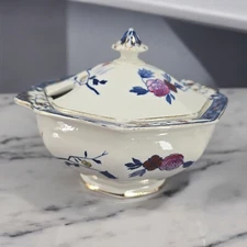Vintage Royal Staffordshire Pottery Covered Tureen, Ko-Shan Pattern Wilkinson
