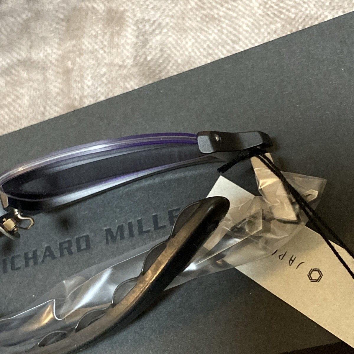 RICHARD MILLE JAPONISM サングラス 美容にもいい richard mille revives 1980s memphis aesthetics with