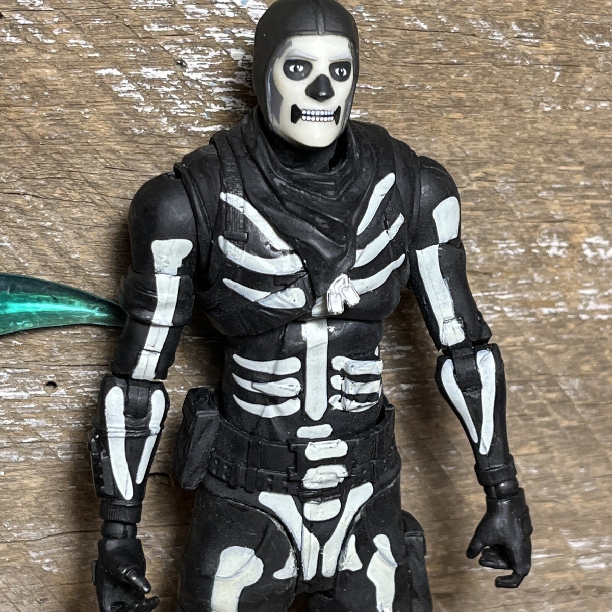FORTNITE Skull Trooper 7