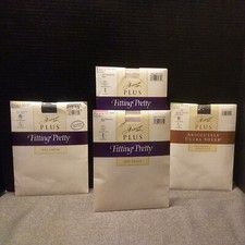VTG 1998/2000 Hanes Plus Fitting Pretty Panty Hose  Absolutely Ultra Sheer 4 pk