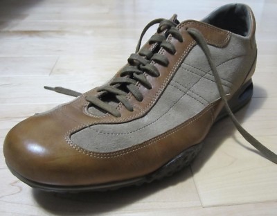 Cole Haan Men display picture 3