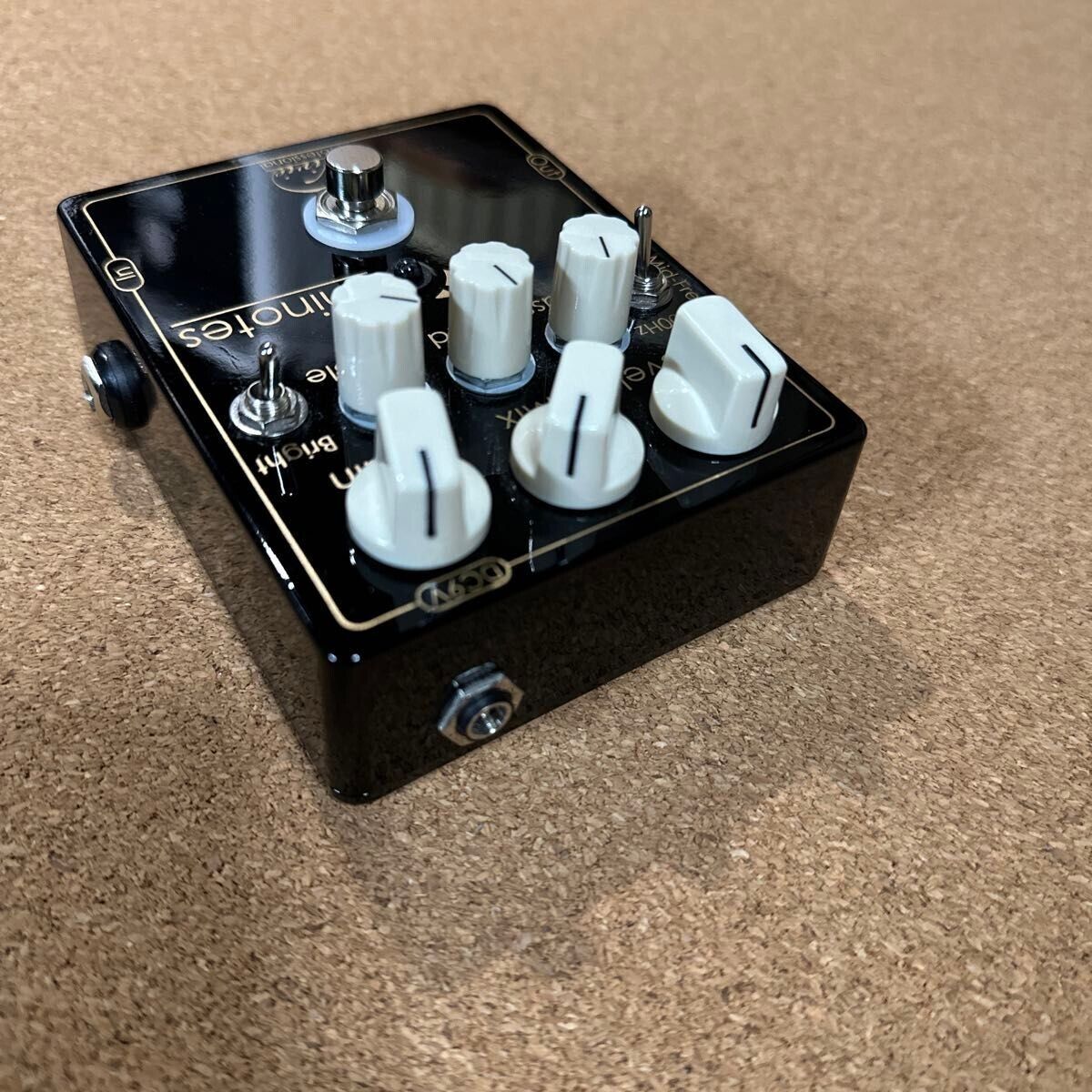 Vivie Rhinotes Bass Multi Overdrive Effect Black Early Model Vivie Rhinotes Bass Multi Overdrive Effect Black Early Model