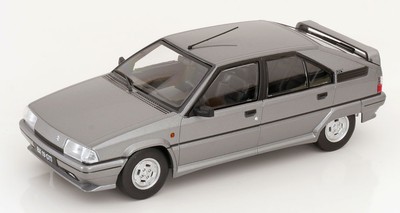 1:18 Triple 9 Citroen BX GTI 1990 silver-greymetallic