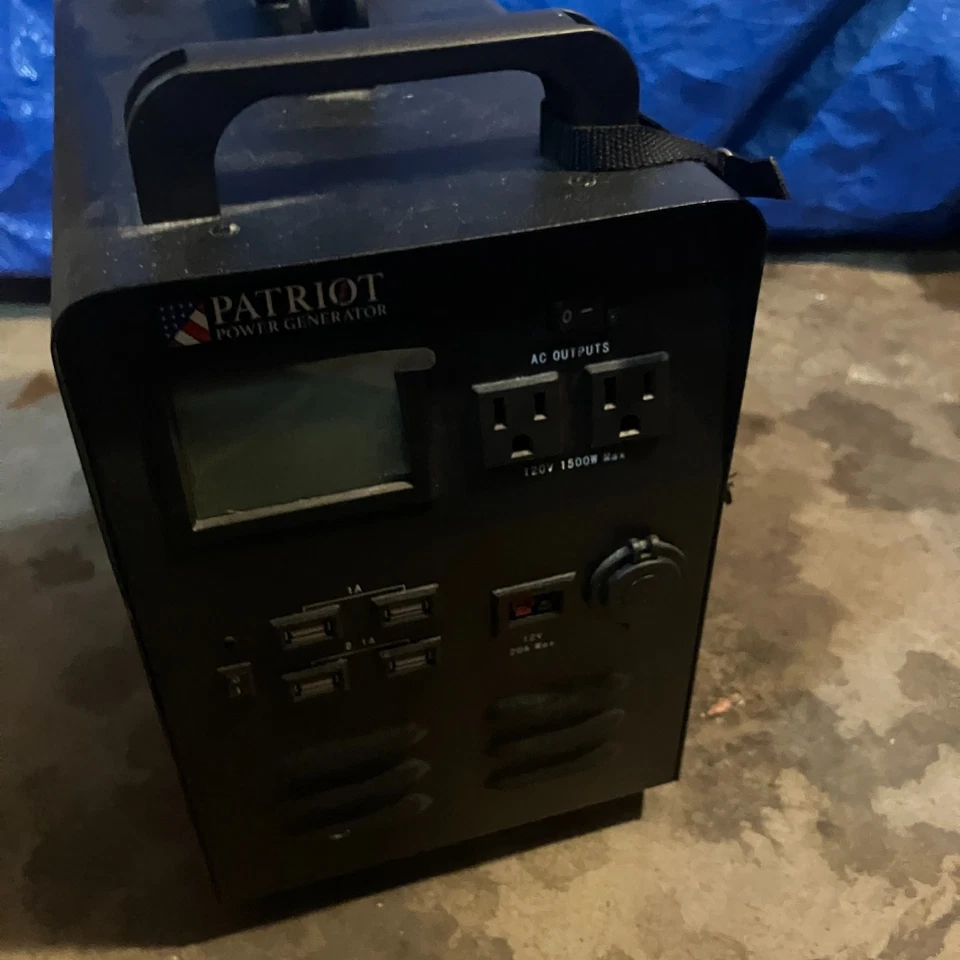 Generador de energía portátil Patriot 1500, ¡sin paneles solares probado funcionando! Foto 3 de 4