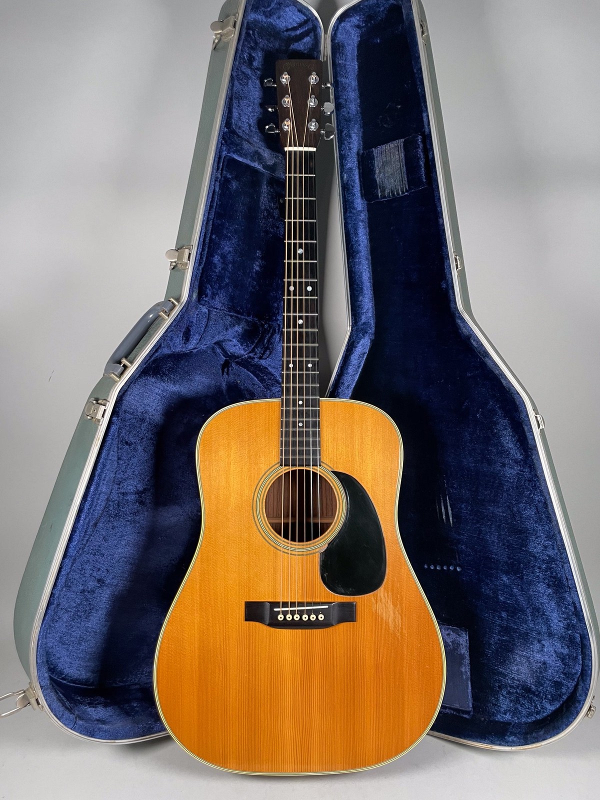 Vintage Martin Guitars for Sale