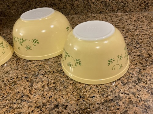 VINTAGE Pyrex Shenandoah #401 - #403 Green Ivy Yellow Nesting Mixing Bowls MINT - Picture 6 of 21