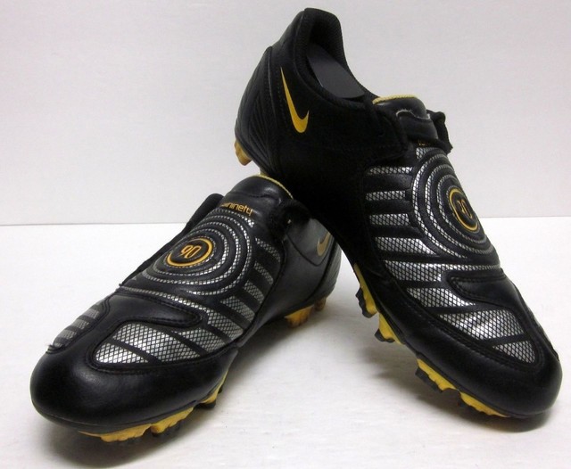 Nike Soccer Cleats Total 90 Size 6y for sale online | eBay