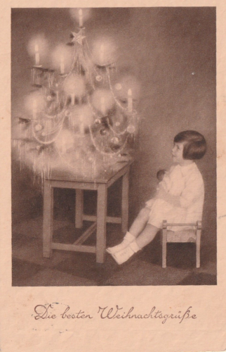 AK  Postcard - Weihnachten Baum mit Kerzenlicht Mädchen Puppe 1934 - HB 5243 - Bild 1 von 2