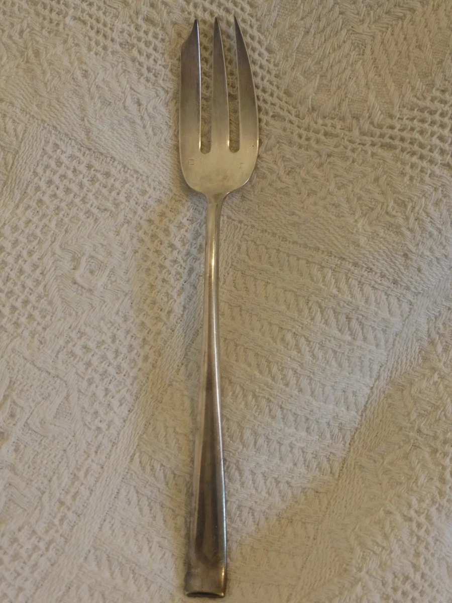 ANCIENNE GRANDE FOURCHETTE A POISSON ? METAL ARGENTE ? LABAT ? DEETJEN ?