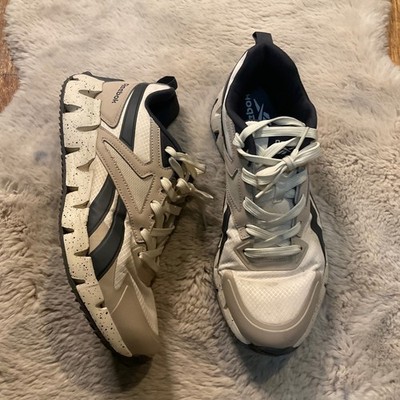 Reebok Zig Dynamica STR Running Shoes Size 10 Cream Black White