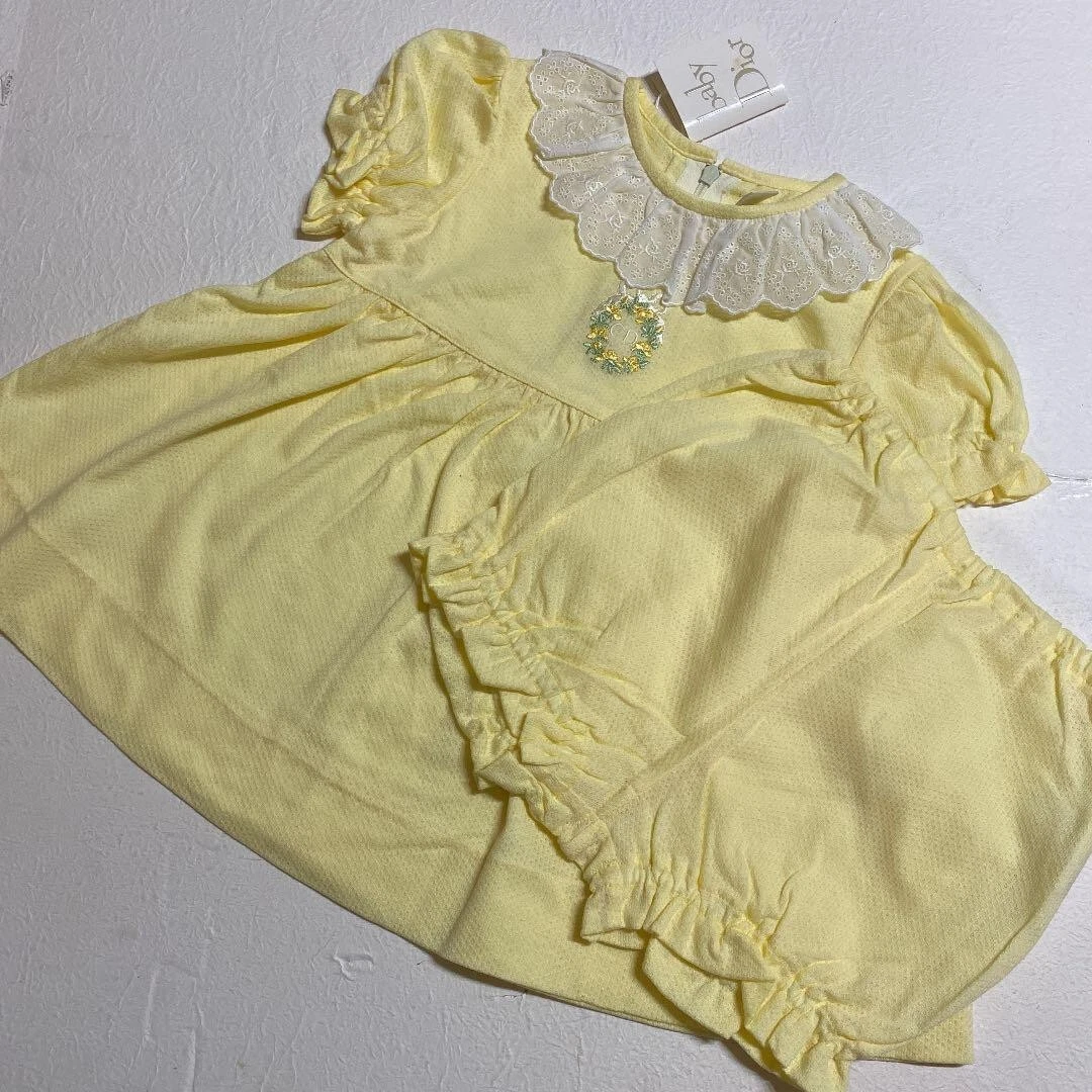 Robe bébé Dior setup jaune mignonne manches courtes