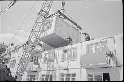Soviet Building Blocks Krasnodar USSR Guiding a huge box like r- 1962 Old Photo