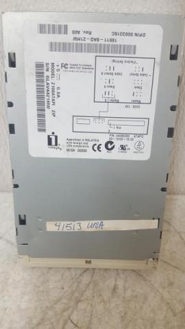 Iomega Z100ATAPI 04085D00 Apple Zip 100 IDE Internal Zip Drive White Bezel - Picture 5 of 5