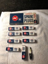 8 Nos Ac R42tsm Green Ring Spark Plugs Gm 5613557 8 Nos Ac R42tsm Green Ring Spark Plugs Gm 5613557