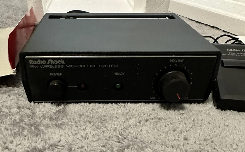 Wireless Microphone Transmitter & Receiver System W/Box Realistic 49-MHz FM CRV - Image 3 of 4