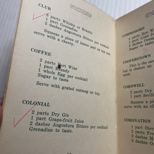 COCKTAILS by "Jimmy" late of Ciro's London - 1930 Pocket Size Green Hardcover - Picture 16 of 20