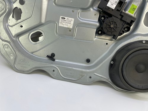 FORD KUGA MK1 WINDOW REGULATOR MOTOR FRONT PASSENGER LEFT 2008-2012 🌟 - Picture 4 of 12