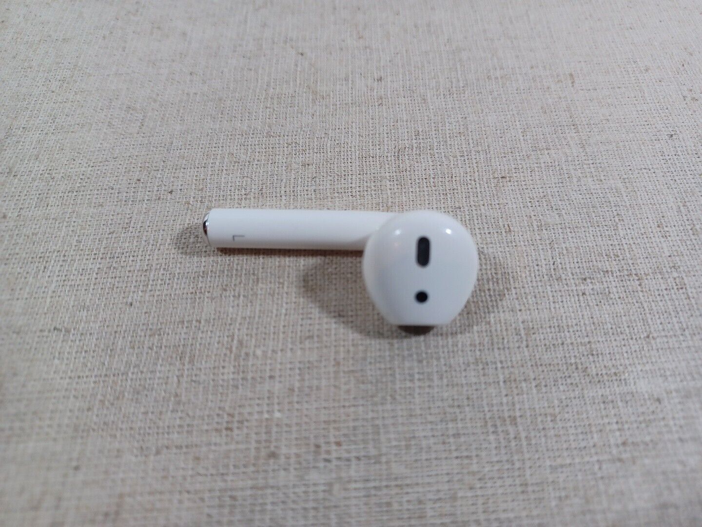 Genuine Apple AirPods 2nd Generation Replacement AirPod - Left Ear Only - A2031