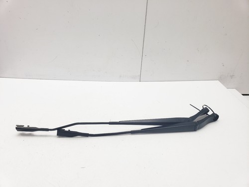 MG ZS PAIR OF FRONT WINDSCREEN WIPER ARMS 2022 10015589 - Picture 2 of 17