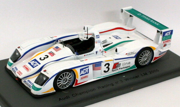 Spark 1/43 Scale Resin S0672 - Audi R8 Champion Racing #3 Winner Le Mans 2005