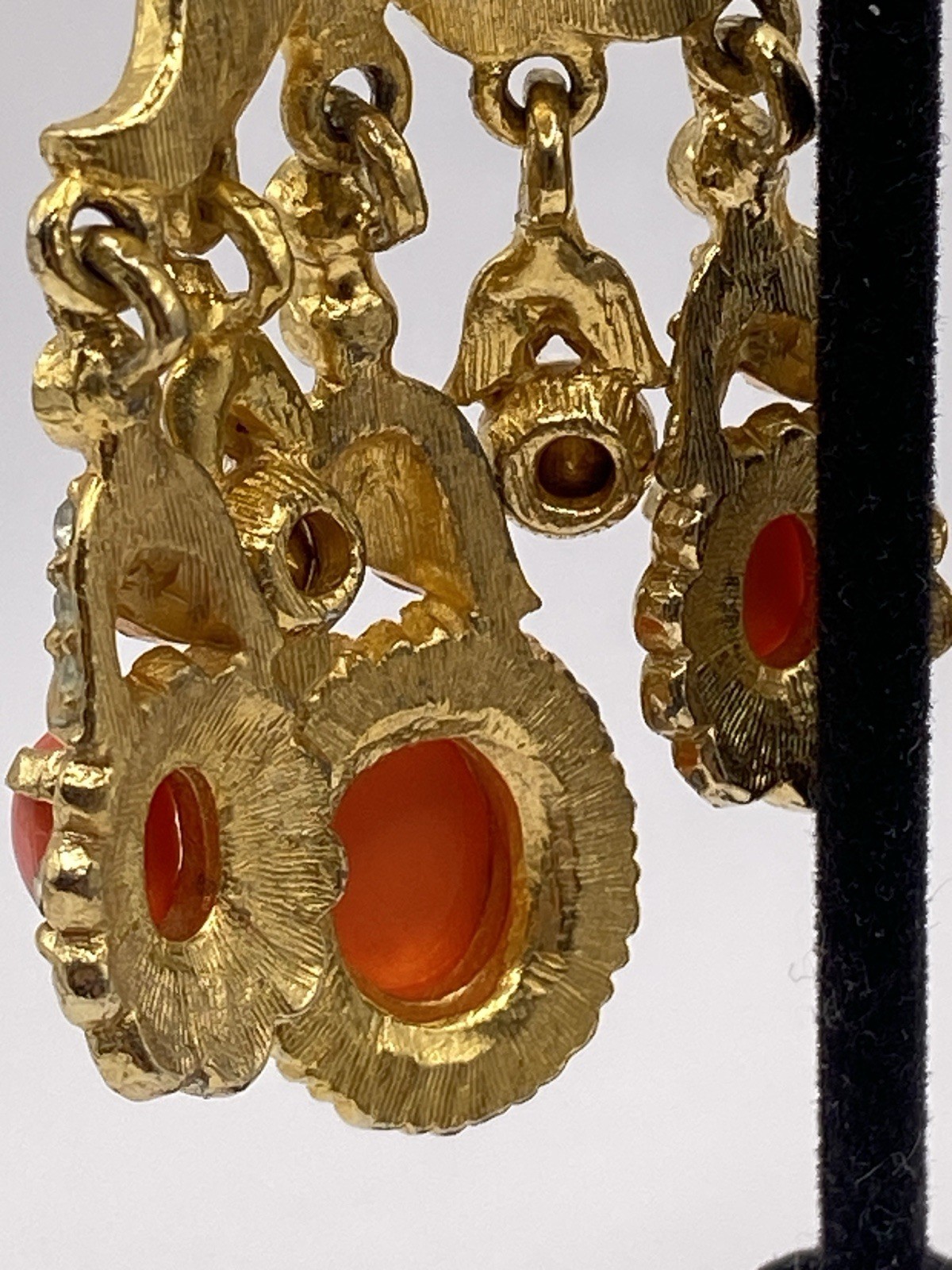 Vtg  KJL Kenneth Jay Lane Faux Coral Drop Dangle … - image 22