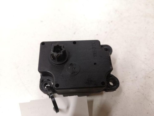 VOLVO V50 MW Regelventile für Innenraumheizung 4N5H19E616 2.0 Diesel 27071557 - Bild 2 von 2