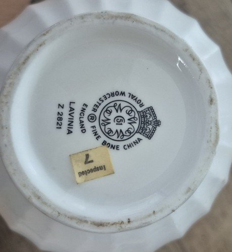 Vtg 7" Royal Worcester Lavinia Bone China Coffee Pot Gold Trim Crack No Lid - Picture 12 of 12