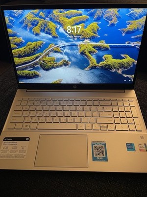 HP Pavilion 15.6''  TouchScreen Silver Laptop Intel Core i5 Windows 11