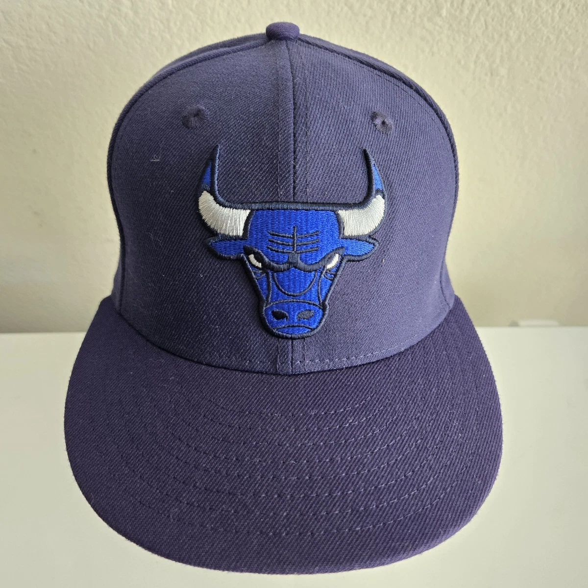 New Era 59Fifty Chicago Bulls – Casquette Ajustable Visière Plate – 100 % Laine – Lifestyle Navy – Taille Fitted – Pour Fans De Basket Et Collectionneurs