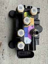 Air Suspension Valve Manifold Oem 1250951-00-d Tesla Cybertruck 2024 Air Suspension Valve Manifold Oem 1250951-00-d Tesla Cybertruck 2024