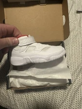 Nike Air Jordan Jumpman Two Trey (PS) White/University RED-BLACK-SIZE:10C NWB