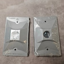 Sigma Electric 14371 Metal Outlet Box Cover Gray 1-Hole 1/2-in All-Weather 2 Pk