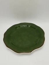 Home "HMQ114" 11 1/2 Inch Green Scallop Dinner Plate