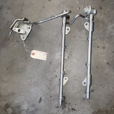 03-07 Nissan 350Z Infiniti G35 VQ35DE Fuel Rail Assembly 17521-AC700