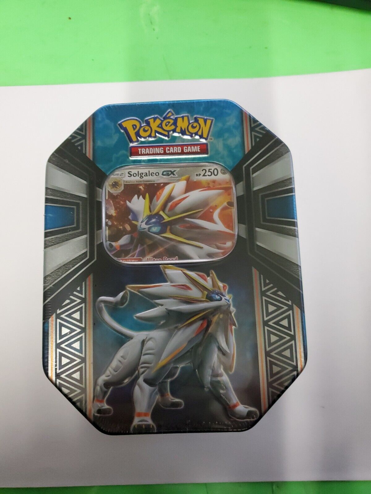  Pokemon TCG Legends of Alola Tin Card Game, Solgaleo