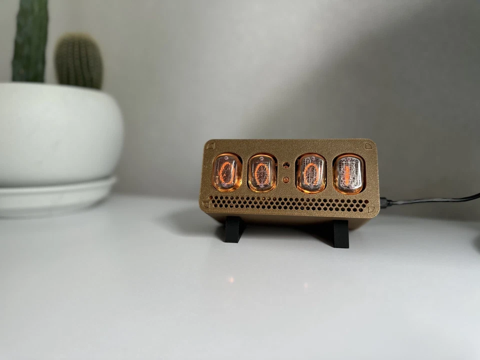 NIXIE CLOCK In-12 with tubes 4 Digits + LED RGB Backlight + Mini USB cable - Image 3 of 4